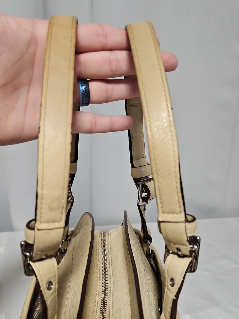 Coach Hampton Sand Beige Pebbled Leqther Tassle Satchel